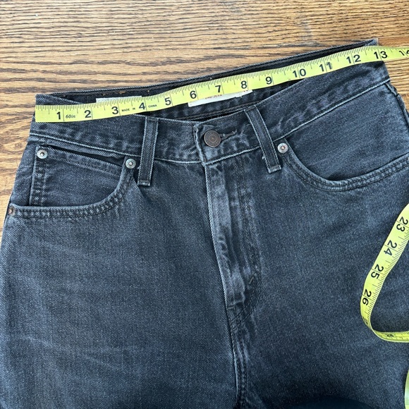 Levi’s Black High-Waisted Dad Jeans - Picture 4 of 7